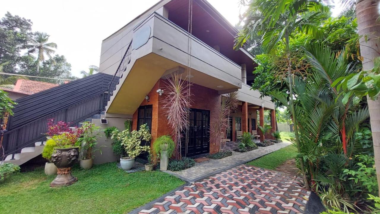 Edwin'S Airport Garden Negombo Exterior foto