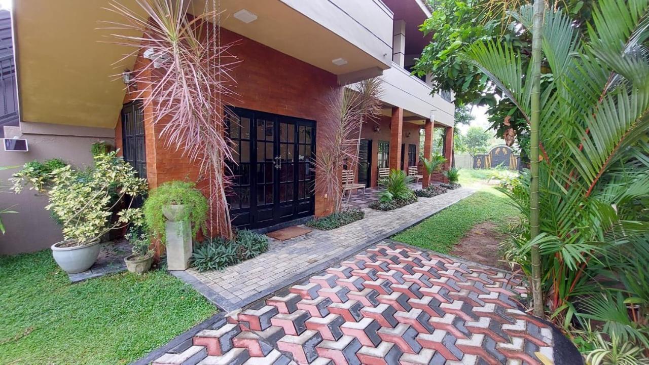 Edwin'S Airport Garden Negombo Exterior foto